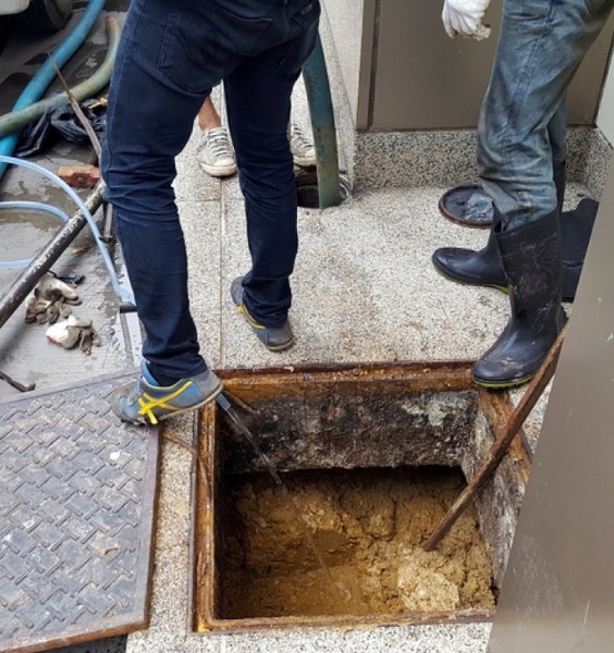 Why Choose Rider Drains for Grease Trap Maintenance